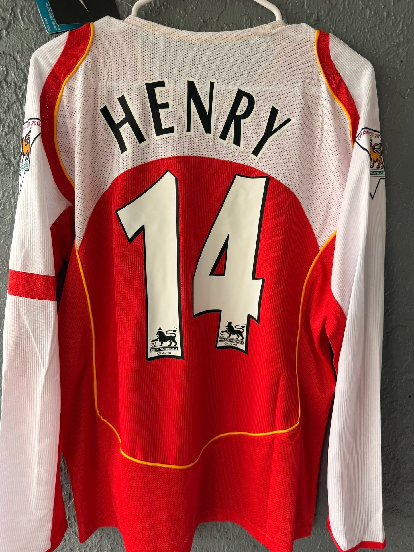 Arsenal Thierry Henry #14 2002/03 Home Long Sleeve Retro Soccer Jersey Men