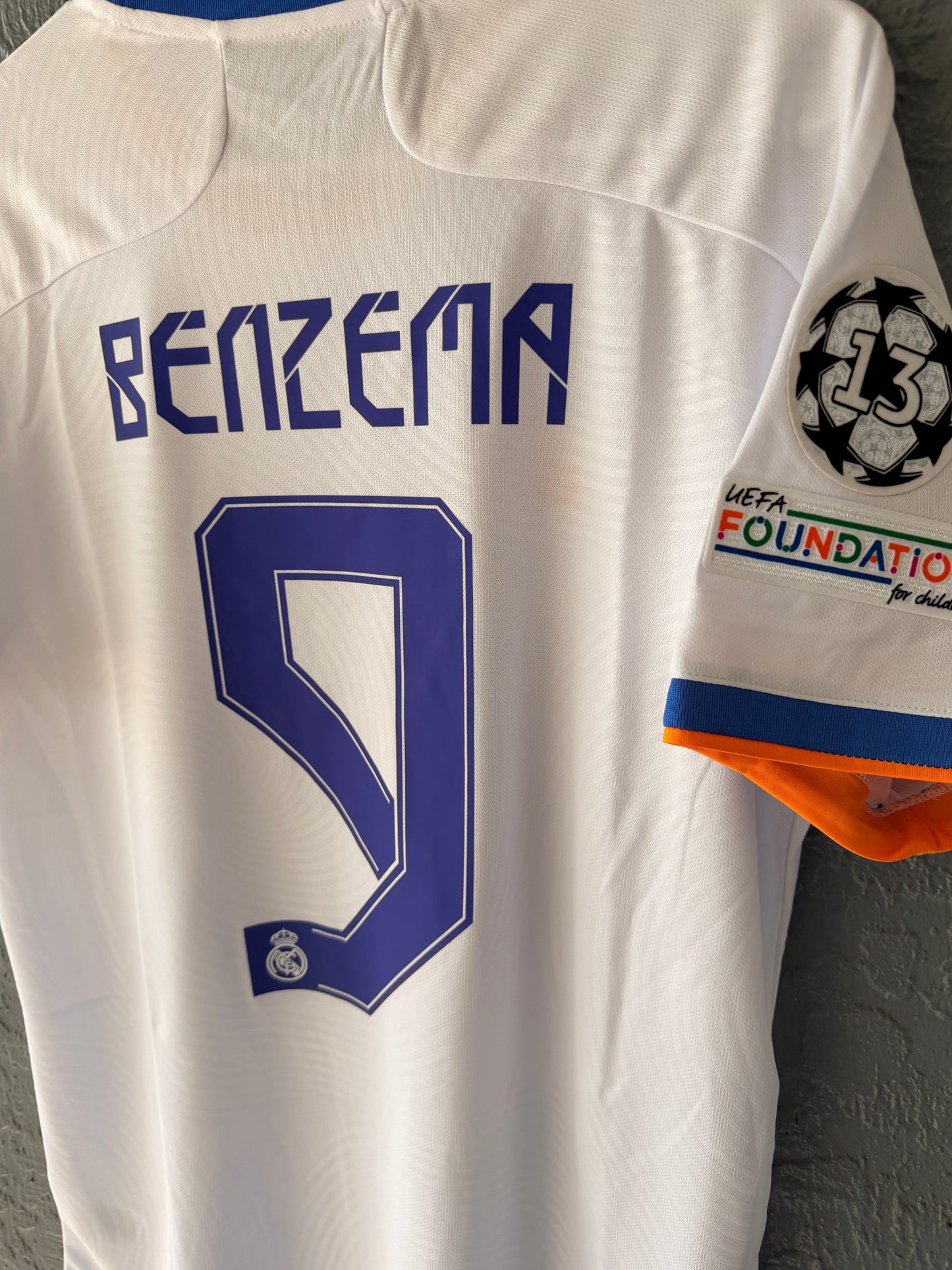 Real Madrid Karim Benzema #9 Final 2022 Soccer Jersey Home White Men Shirt Size