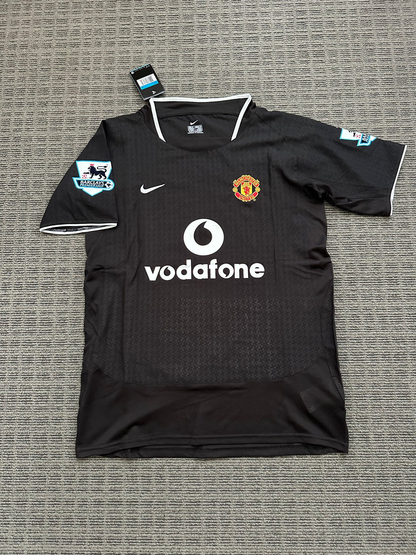 Manchester United 2003/04 Away Retro Soccer Jersey – Cristiano Ronaldo #7 – Men’s