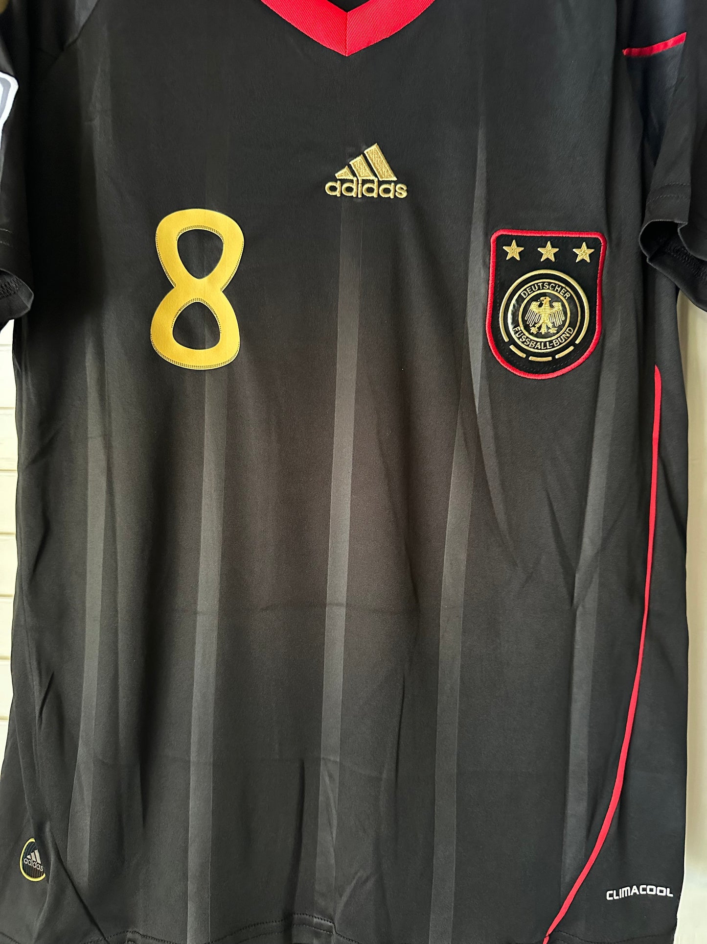 Germany Retro Jersey 2010 World Cup Away Black – Mesut Ozil #8 – Men’s