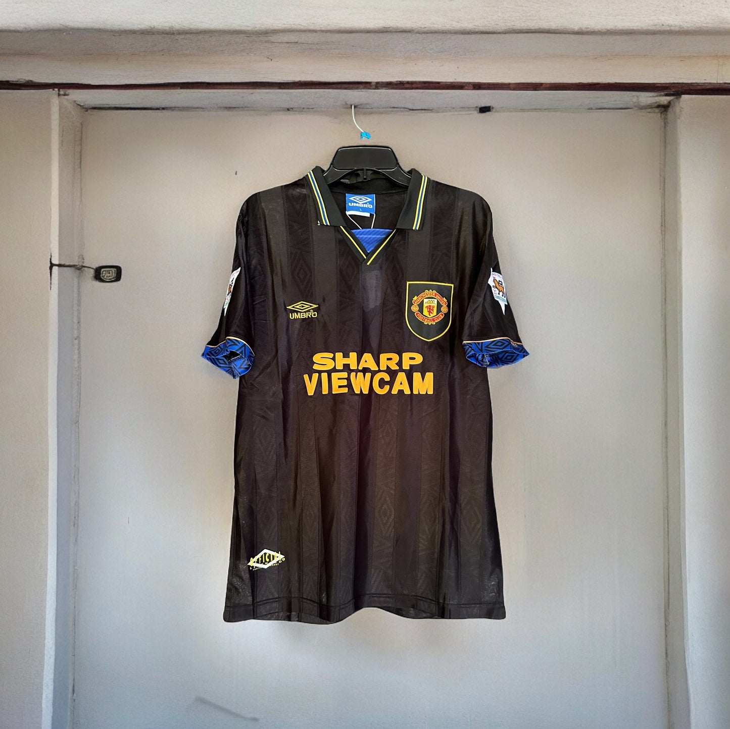 Manchester United Ryan Ryan Giggs #11 Black Away Retro Soccer Jersey 93/94 Men