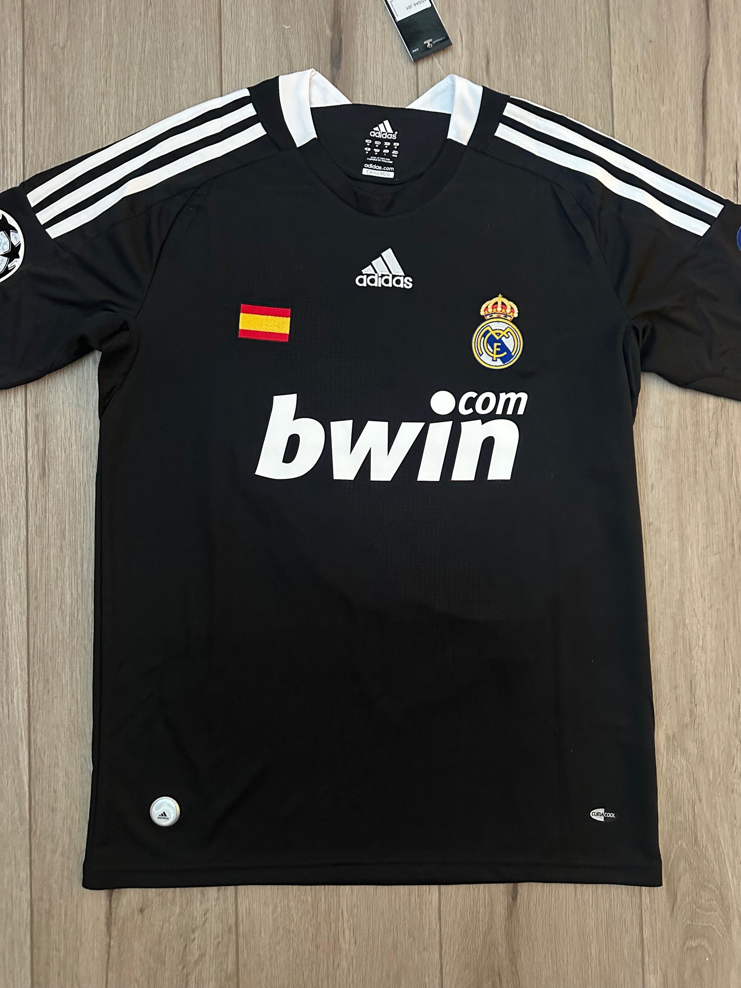 Real Madrid 2010 Away Retro Soccer Jersey – Cristiano Ronaldo #9 – Black – Men’s