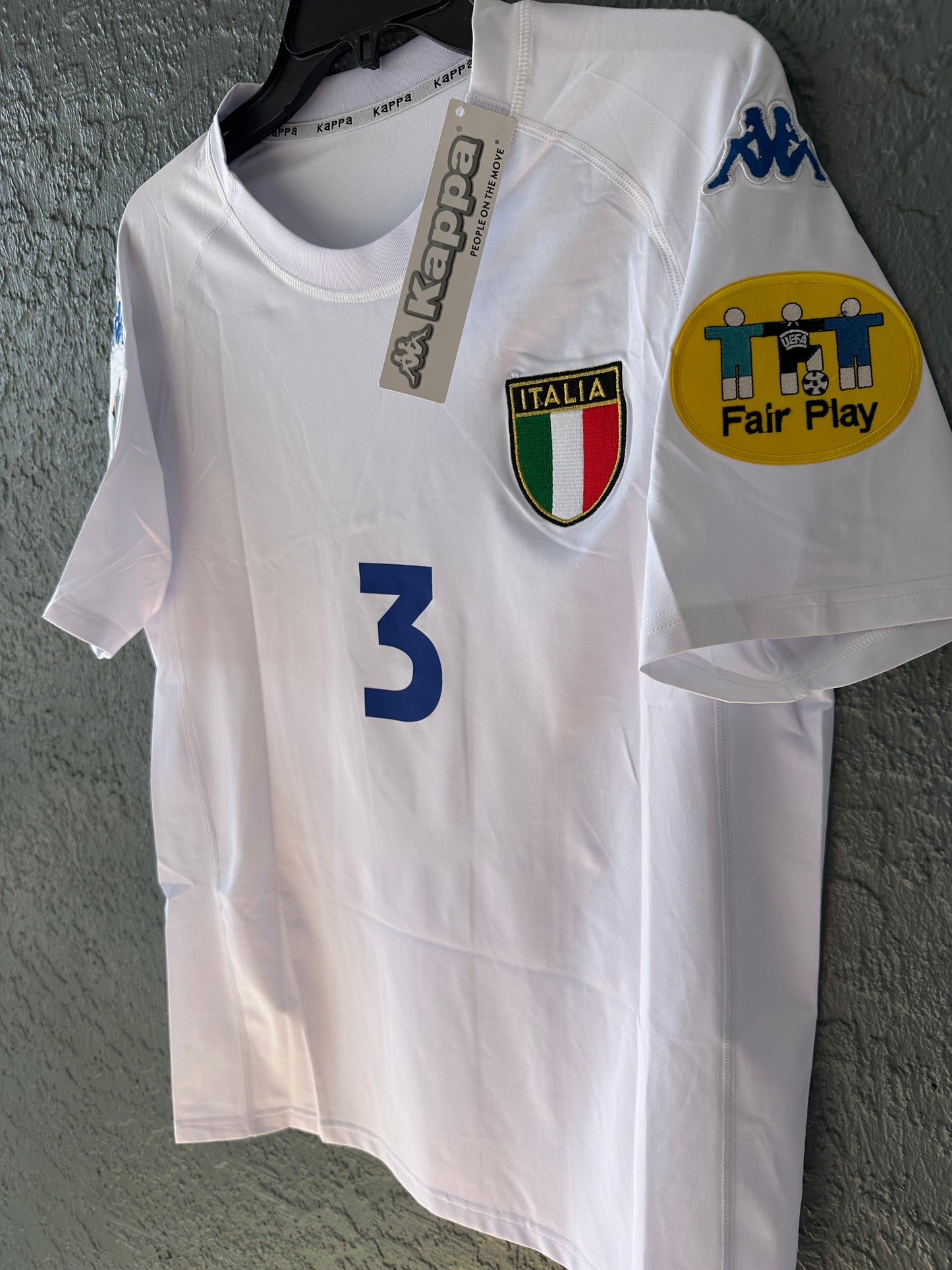 Italy 2000 Euro Away Retro Soccer Jersey – Paolo Maldini #3 – White – Men’s