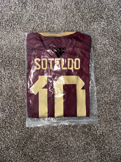 Venezuela Yeferson Soteldo #10 2024 Home Red Soccer Jersey Men Size XL Deal