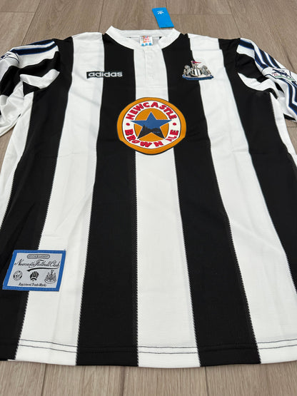 Newcastle Retro Jersey 95/97 Home Black White – Alan Shearer #9 – Long Sleeve – Men’s