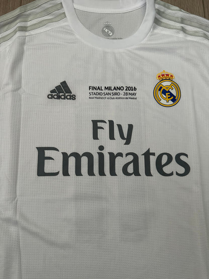 Real Madrid Gareth Bale #11 2016 Final Home Retro Soccer Jersey Long Sleeves Men