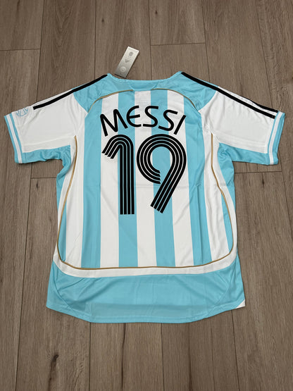 Argentina 2006 Home Retro Soccer Jersey – Lionel Messi #19 – Men’s