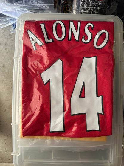 Liverpool Xabi Alonso 2005 Final Red Home Retro Soccer Jersey Men