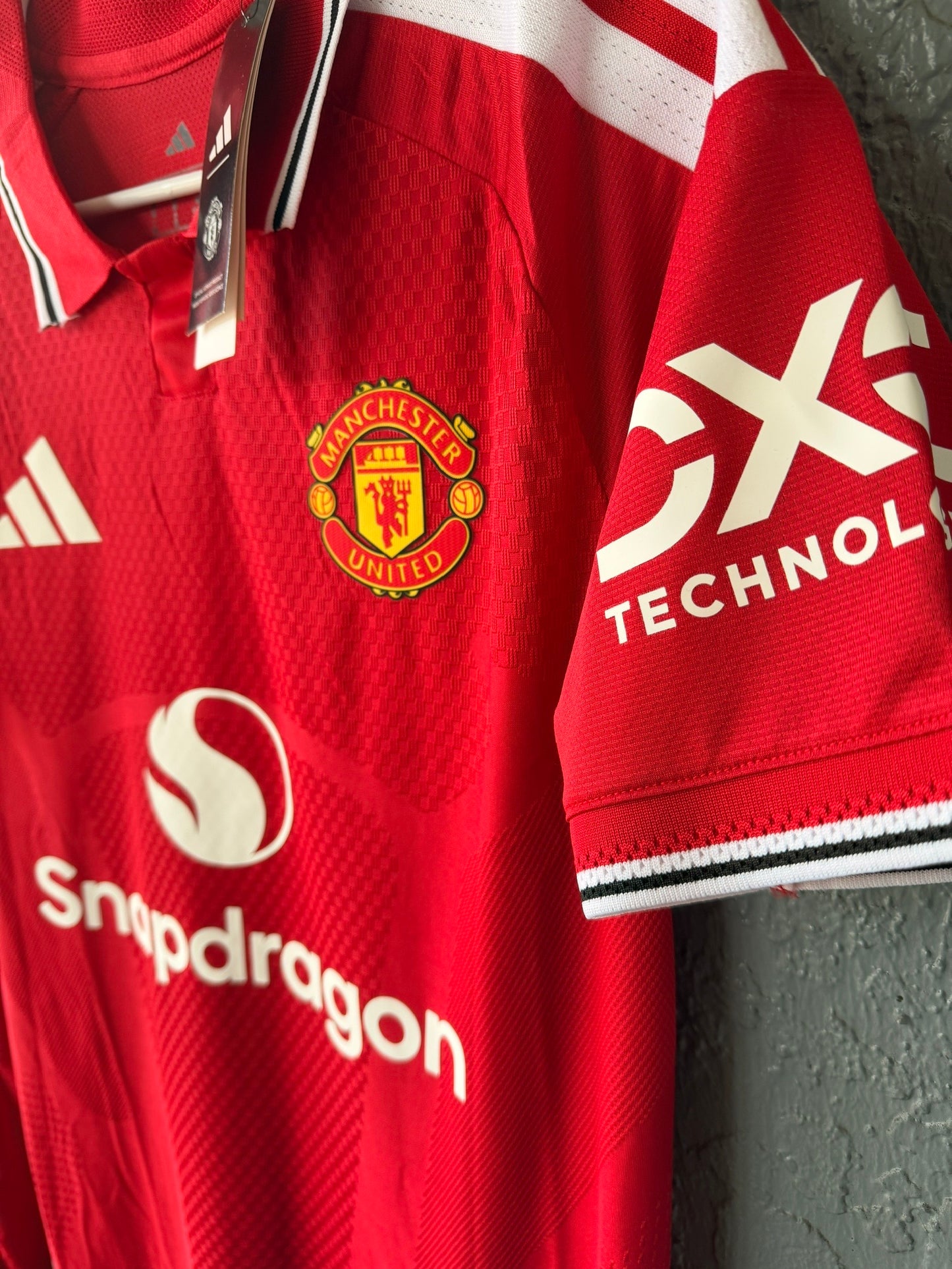 Manchester United Mbeumo #17 2026/27 Home Red Soccer Jersey Player Version Men Size