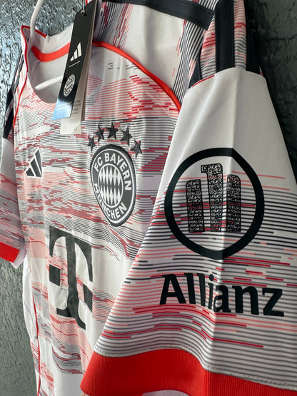 Bayern Munich Kane Jersey White 2025/2026