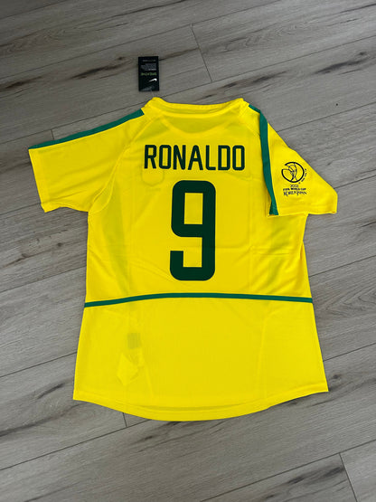 Brazil 2002 Home Retro Soccer Jersey – Ronaldo Nazario #9 – World Cup – Yellow – Men’s