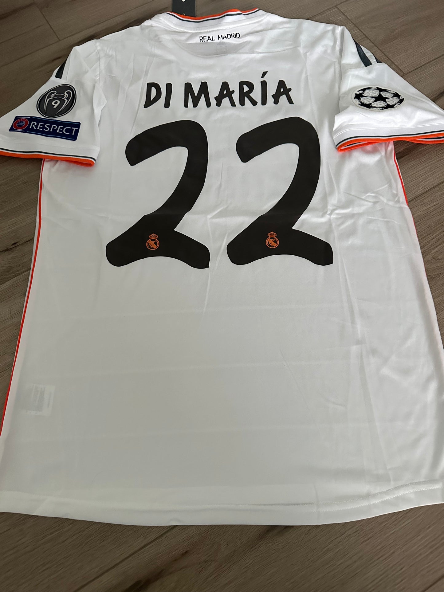 Real Madrid Angel Di Maria #11 2013/14 Home Retro Soccer Jersey Men