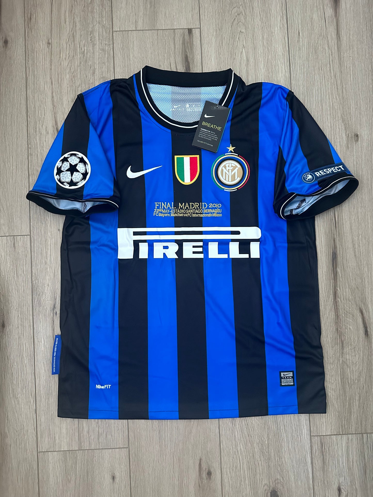 Inter Milan 09/10 Final UCL Javier Zanetti #4 Home Nerazzurr Retro Soccer Jersey