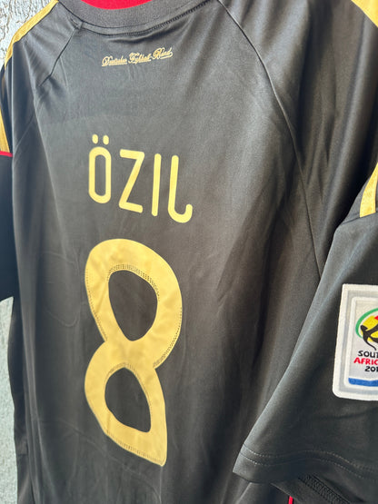 Germany Retro Jersey 2010 World Cup Away Black – Mesut Ozil #8 – Men’s
