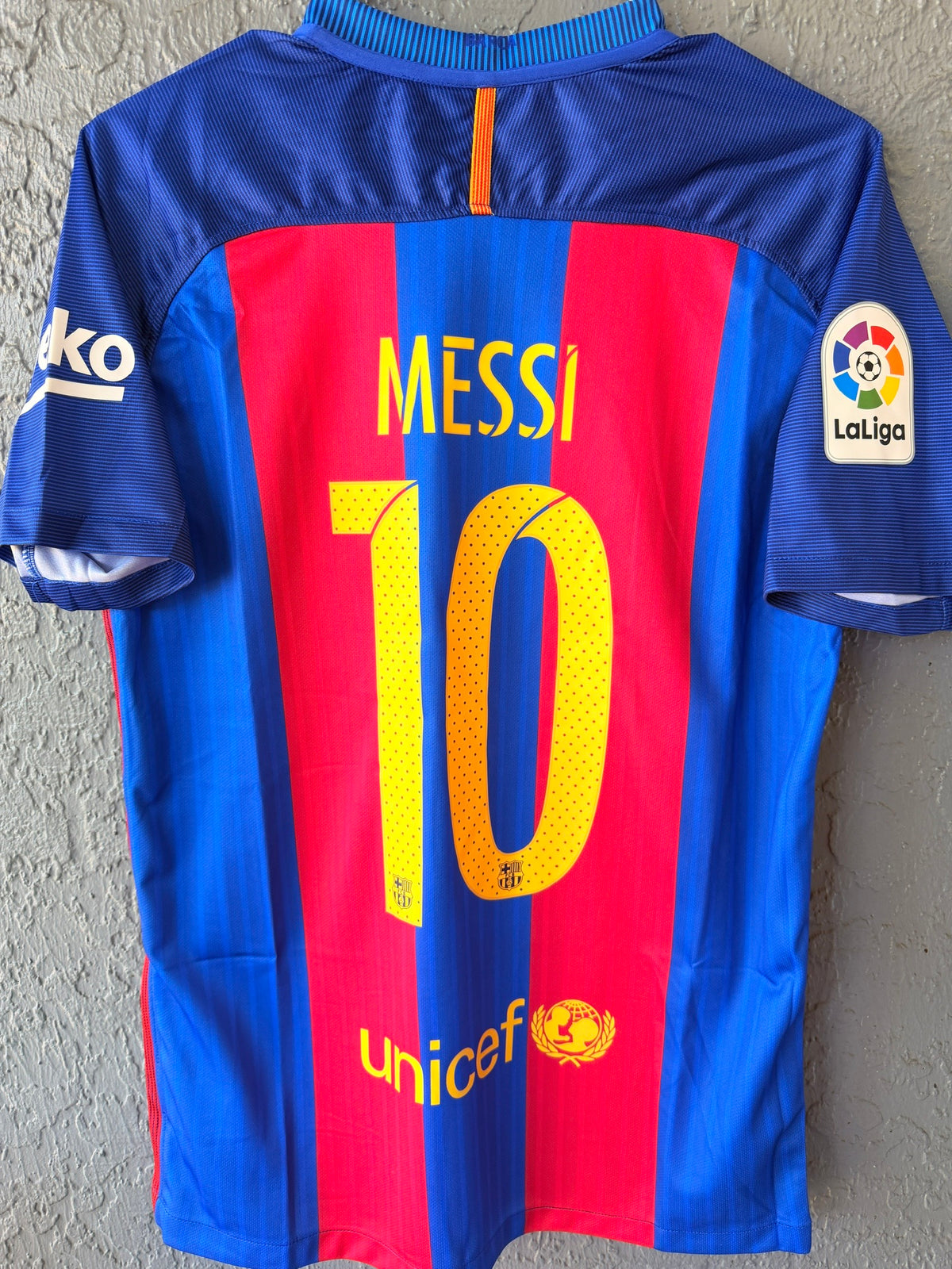 Barcelona Lionel Messi #10 2016/17 Home Soccer Jersey Men Size