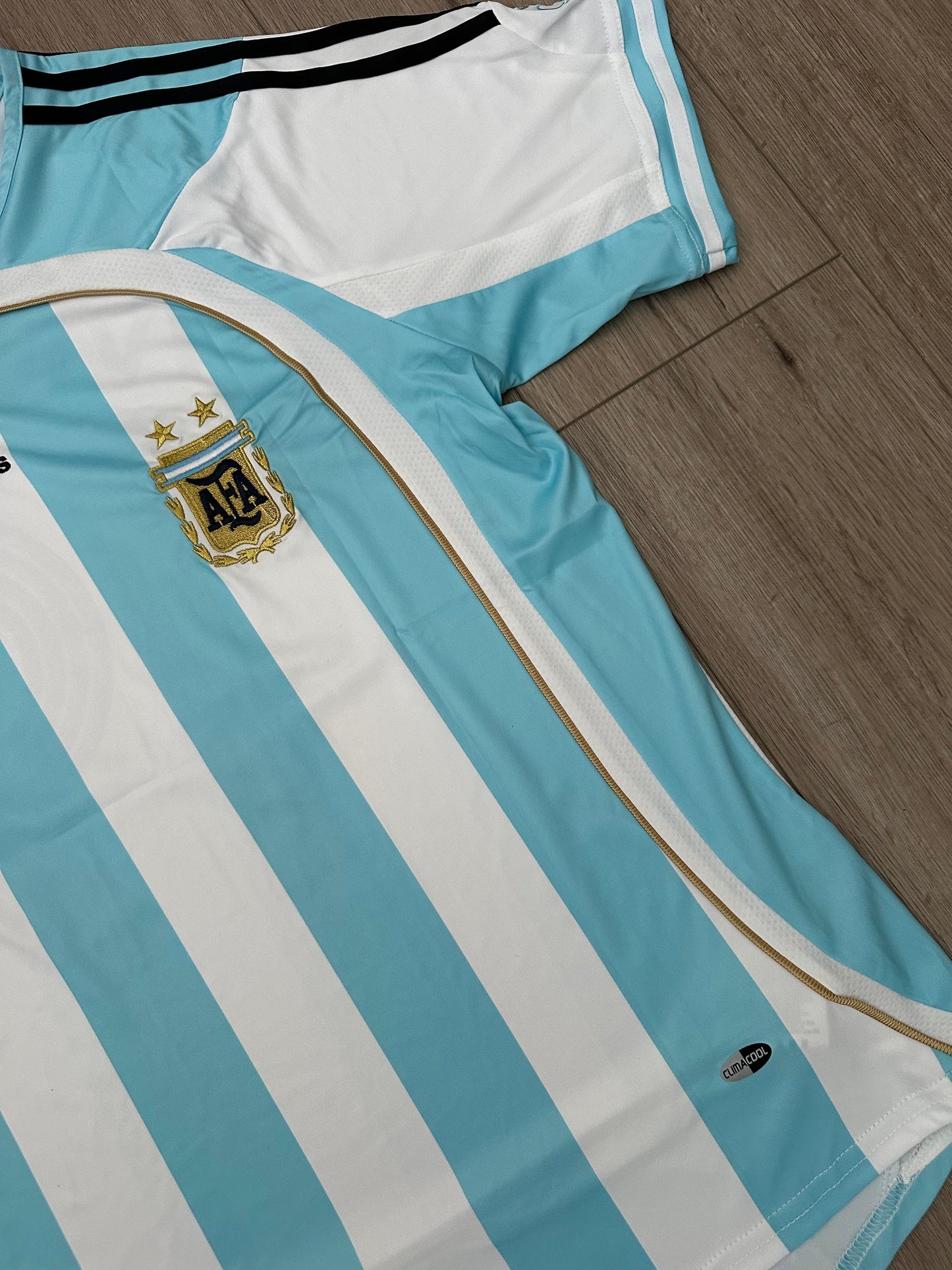 Argentina 2006 Home Retro Soccer Jersey – Lionel Messi #19 – Men’s