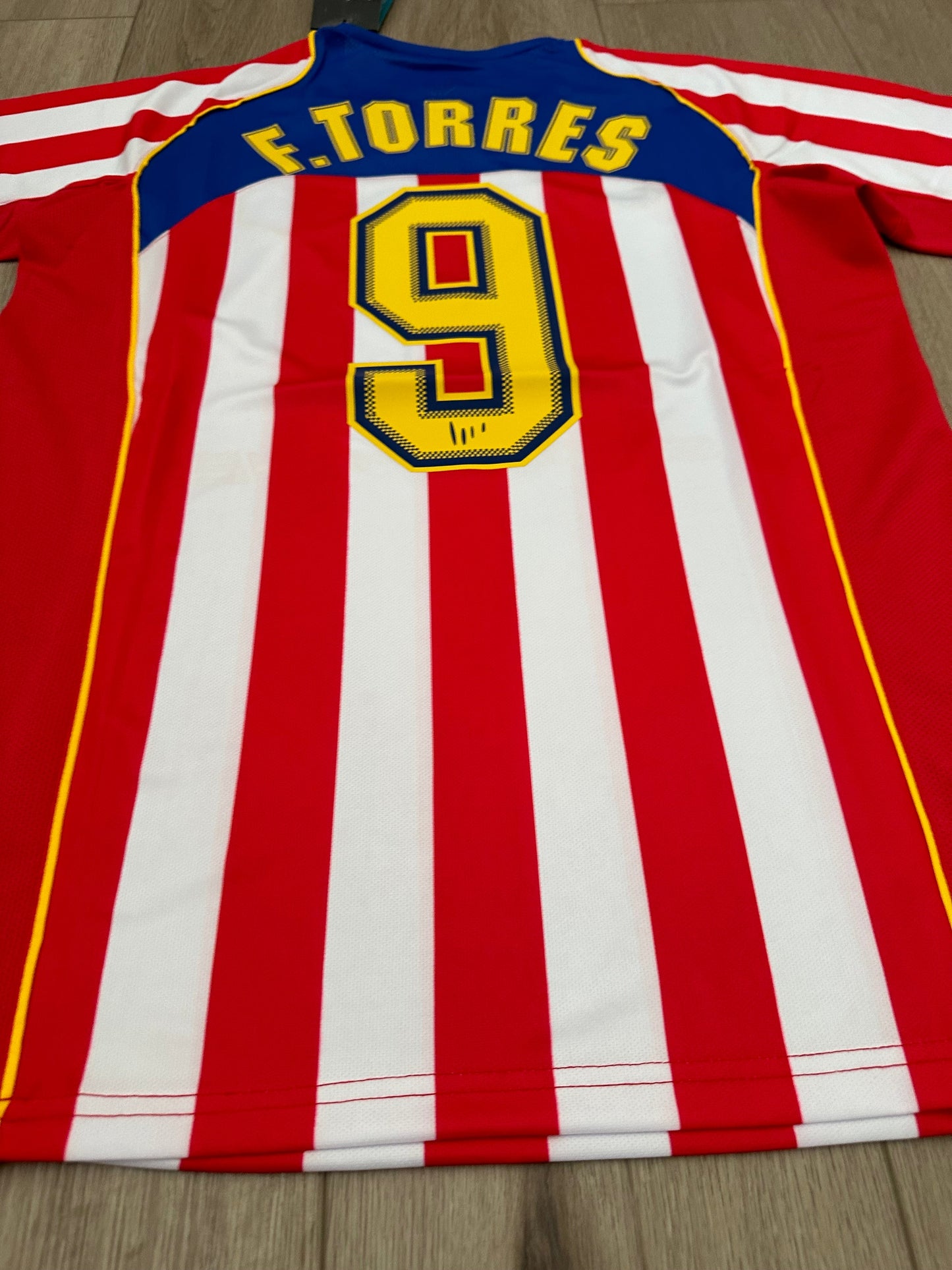Atletico Madrid 2004/05 Home Retro Soccer Jersey – Fernando Torres #9 – Spider Man – Men’s