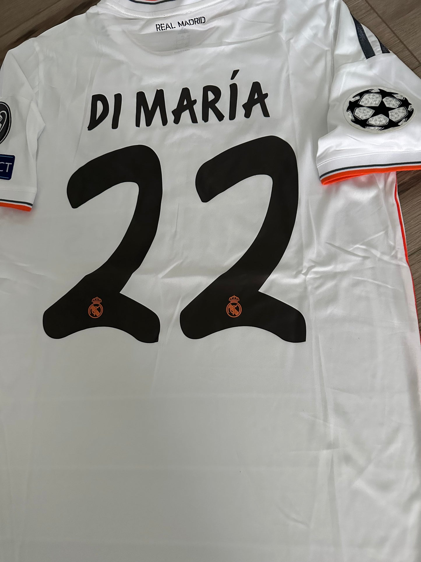 Real Madrid Angel Di Maria #11 2013/14 Home Retro Soccer Jersey Men