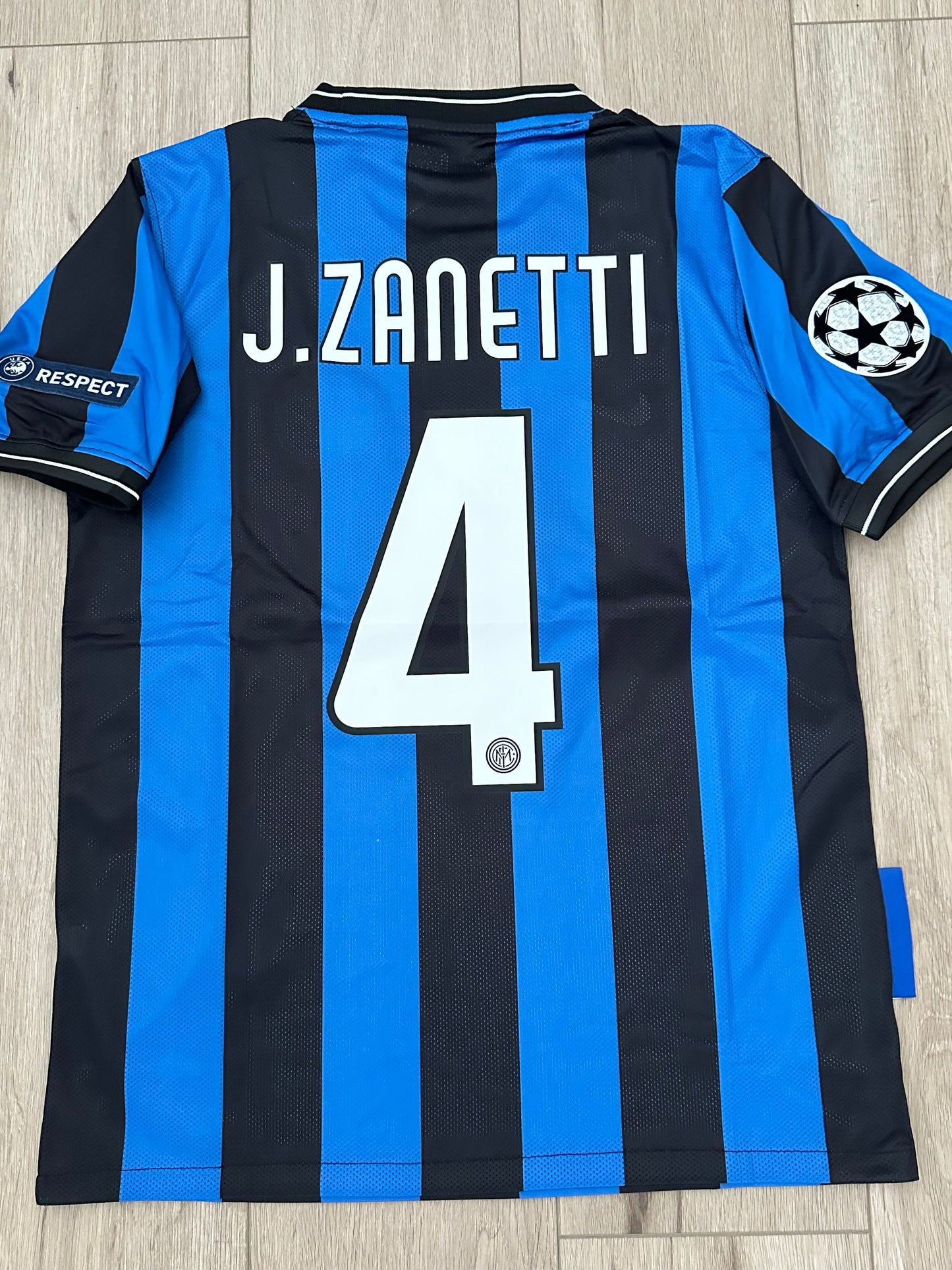 Inter Milan 09/10 Final UCL Javier Zanetti #4 Home Nerazzurr Retro Soccer Jersey
