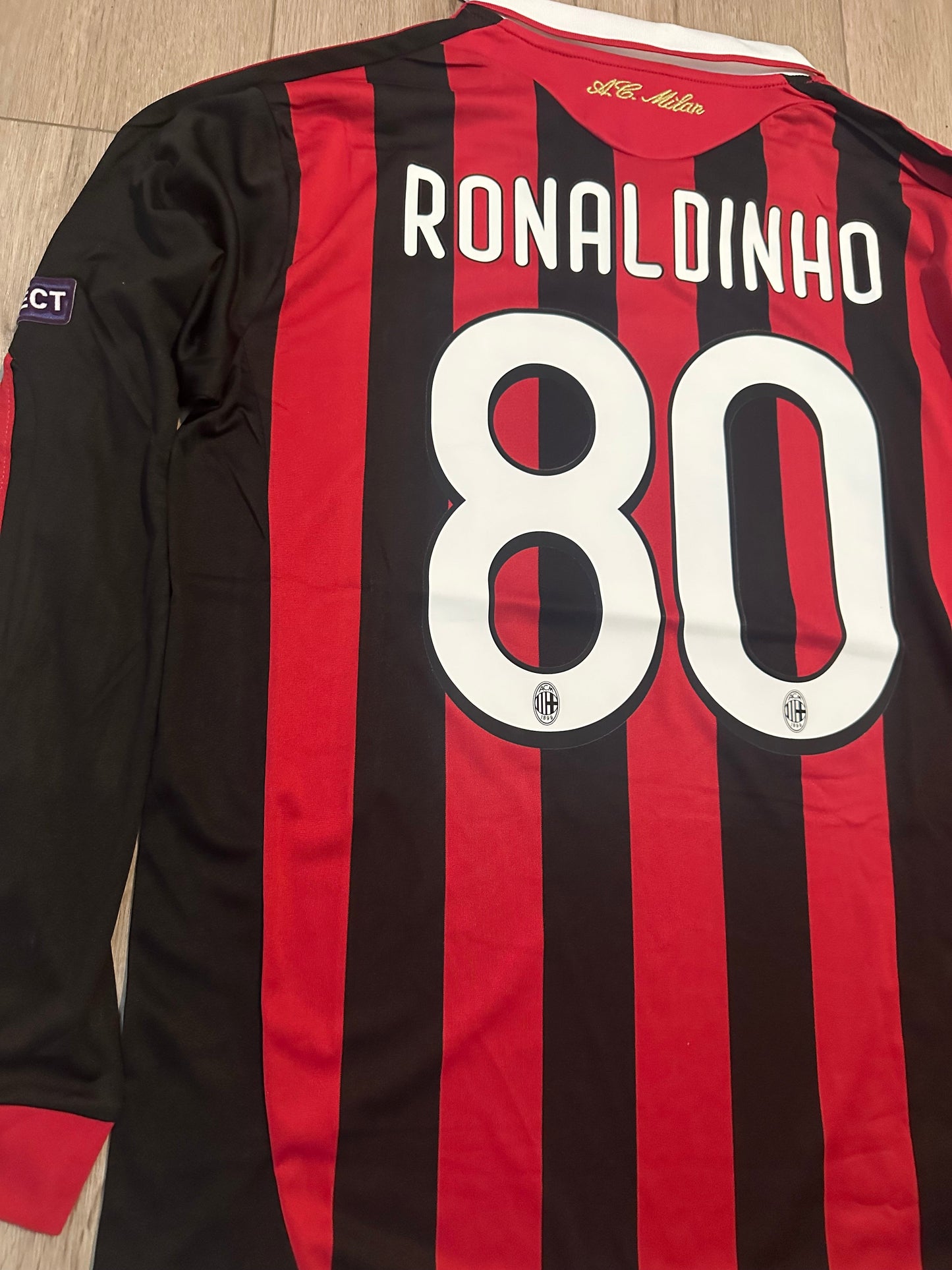 Milan Retro Jersey 09/10 Home Long Sleeve – Ronaldinho #80 – Men’s