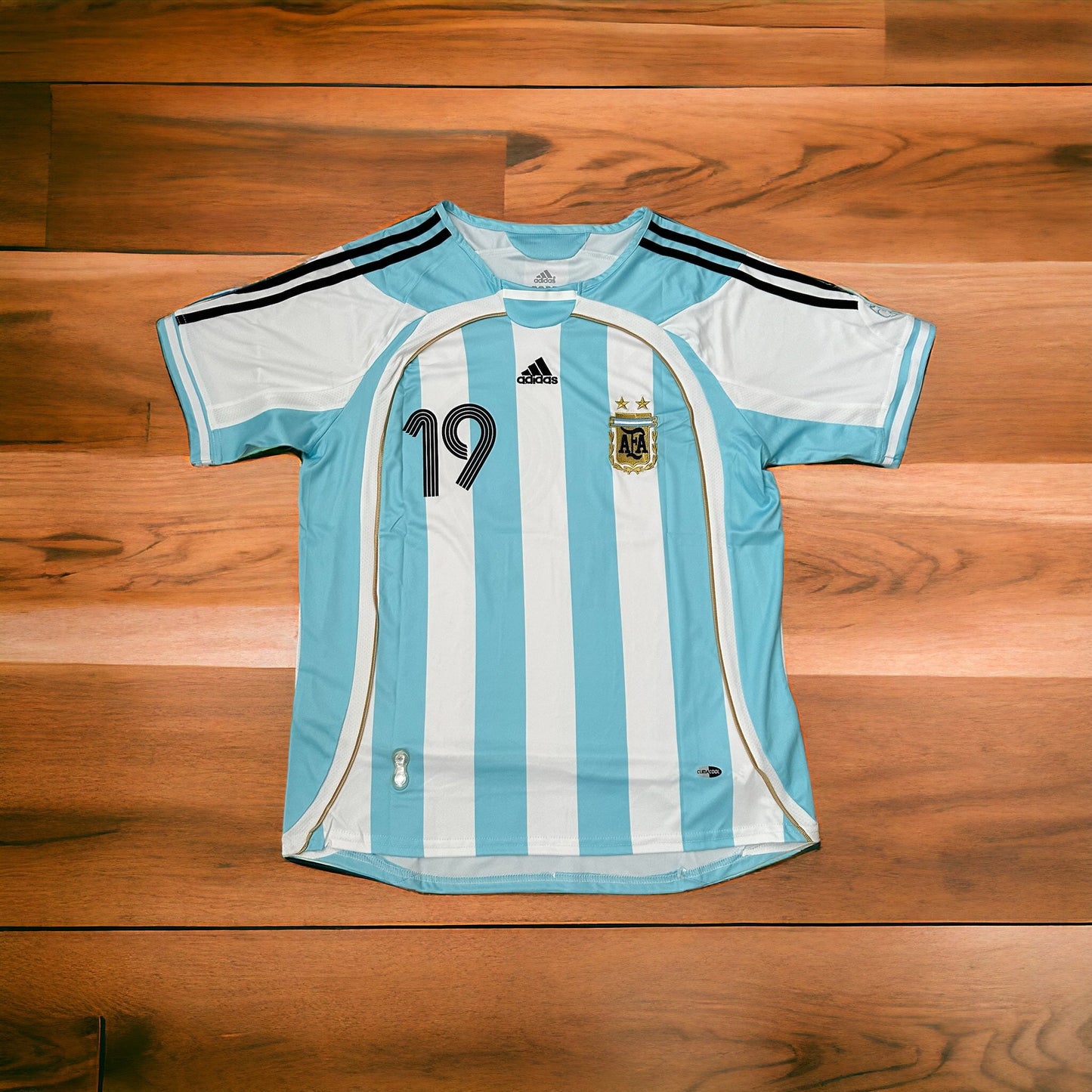 Argentina 2006 Home Retro Soccer Jersey – Lionel Messi #19 – Men’s