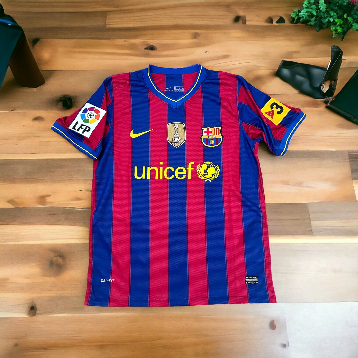Barcelona Retro Jersey 2009/2010 Home Liga UCL – Messi – Men’s