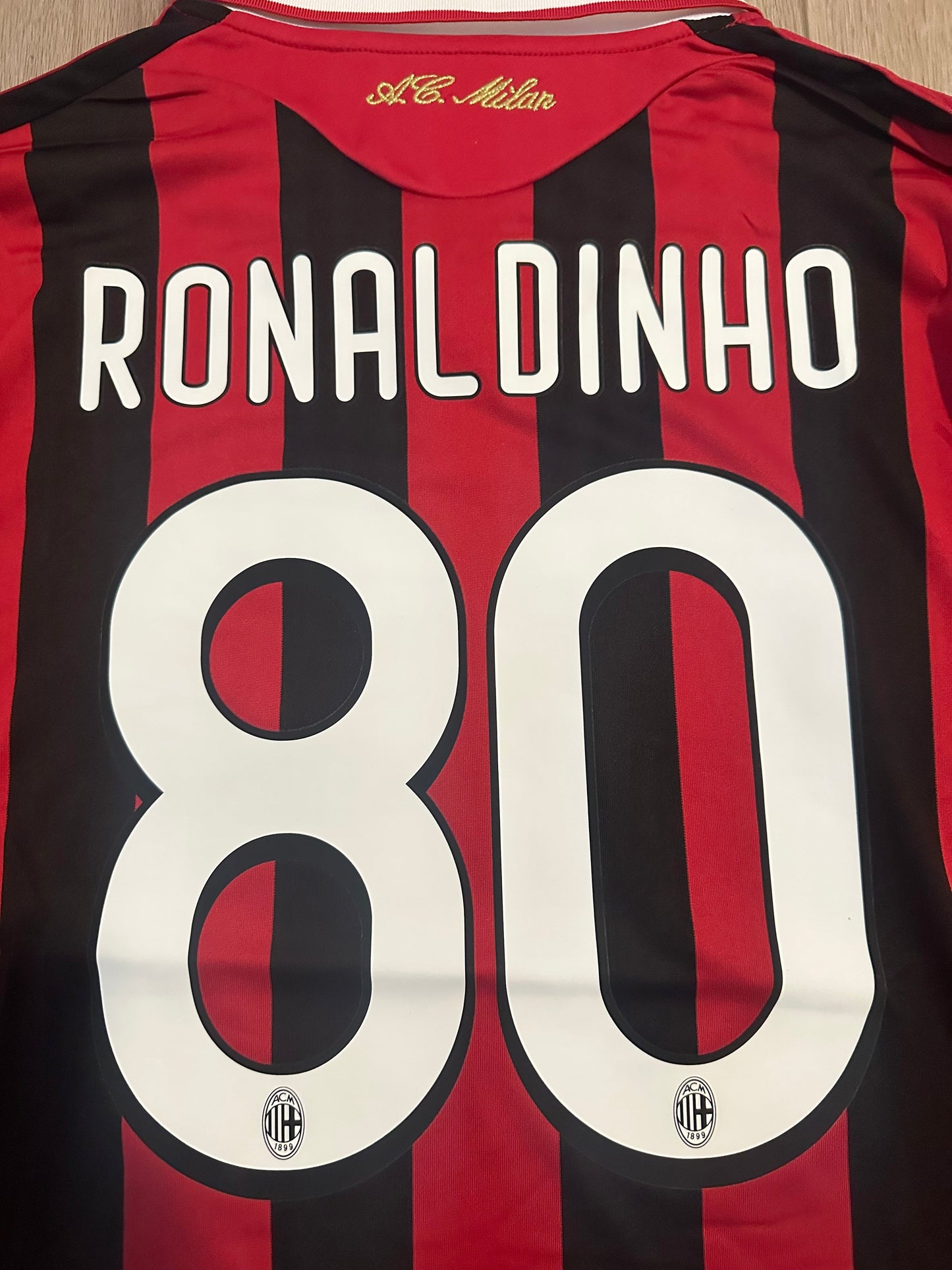 Milan Retro Jersey 09/10 Home Long Sleeve – Ronaldinho #80 – Men’s