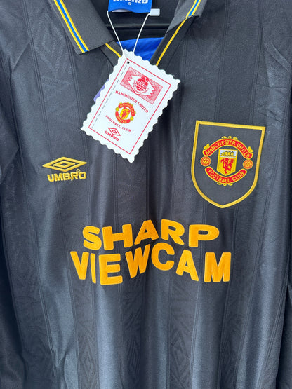 Manchester United Eric Cantona #7 Away Black Retro Soccer Jersey 93/95 Men Size