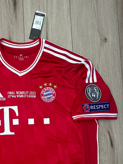 Bayern Munich Thomas Muller 2013 Final Red Retro Soccer Jersey Men