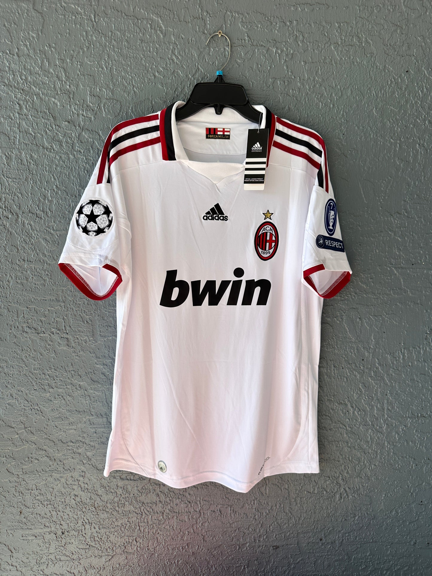 Milan 2009/10 Away Retro Soccer Jersey – Ronaldinho #80 – Men’s