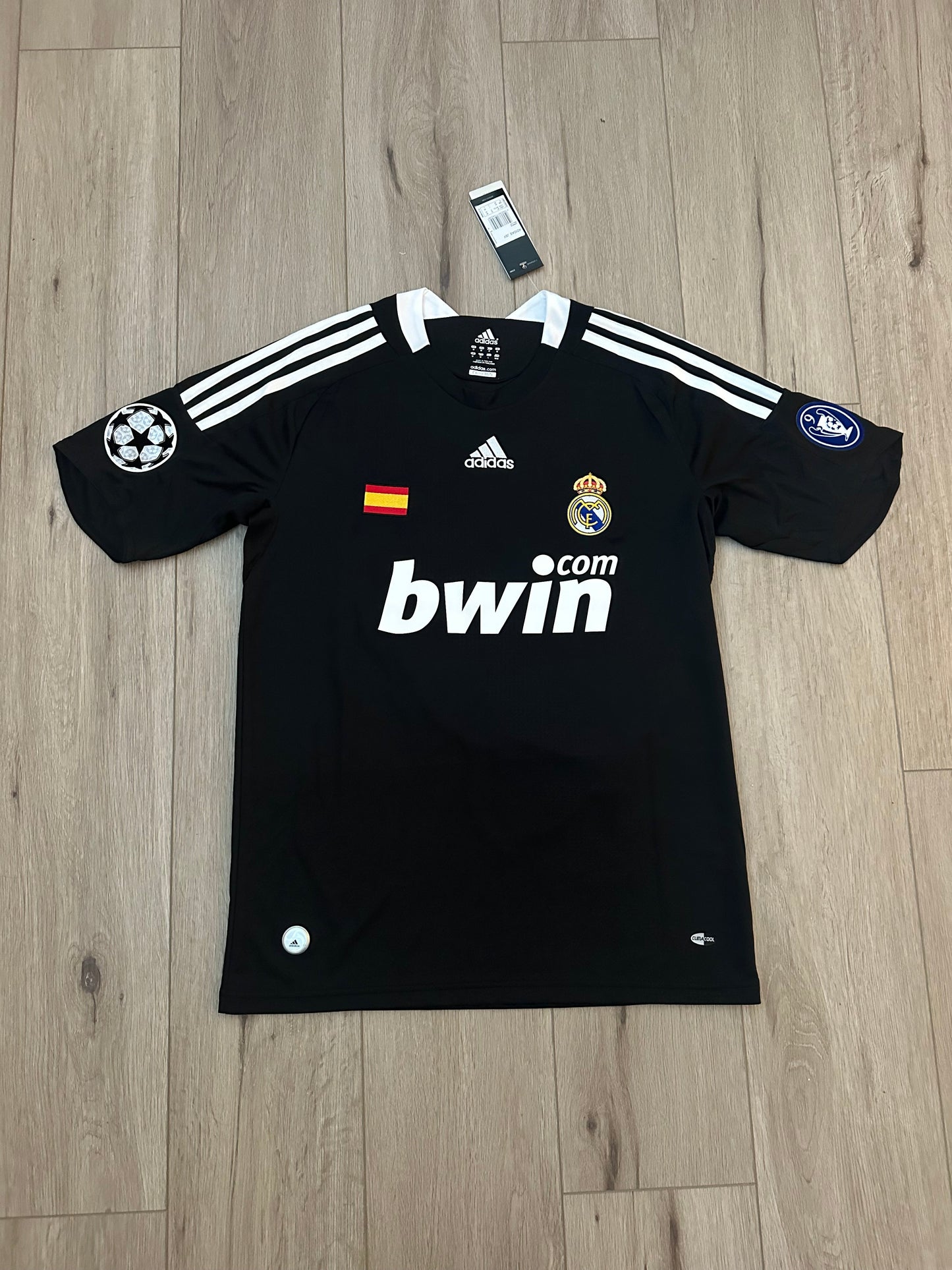 Real Madrid 2010 Away Retro Soccer Jersey – Cristiano Ronaldo #9 – Black – Men’s