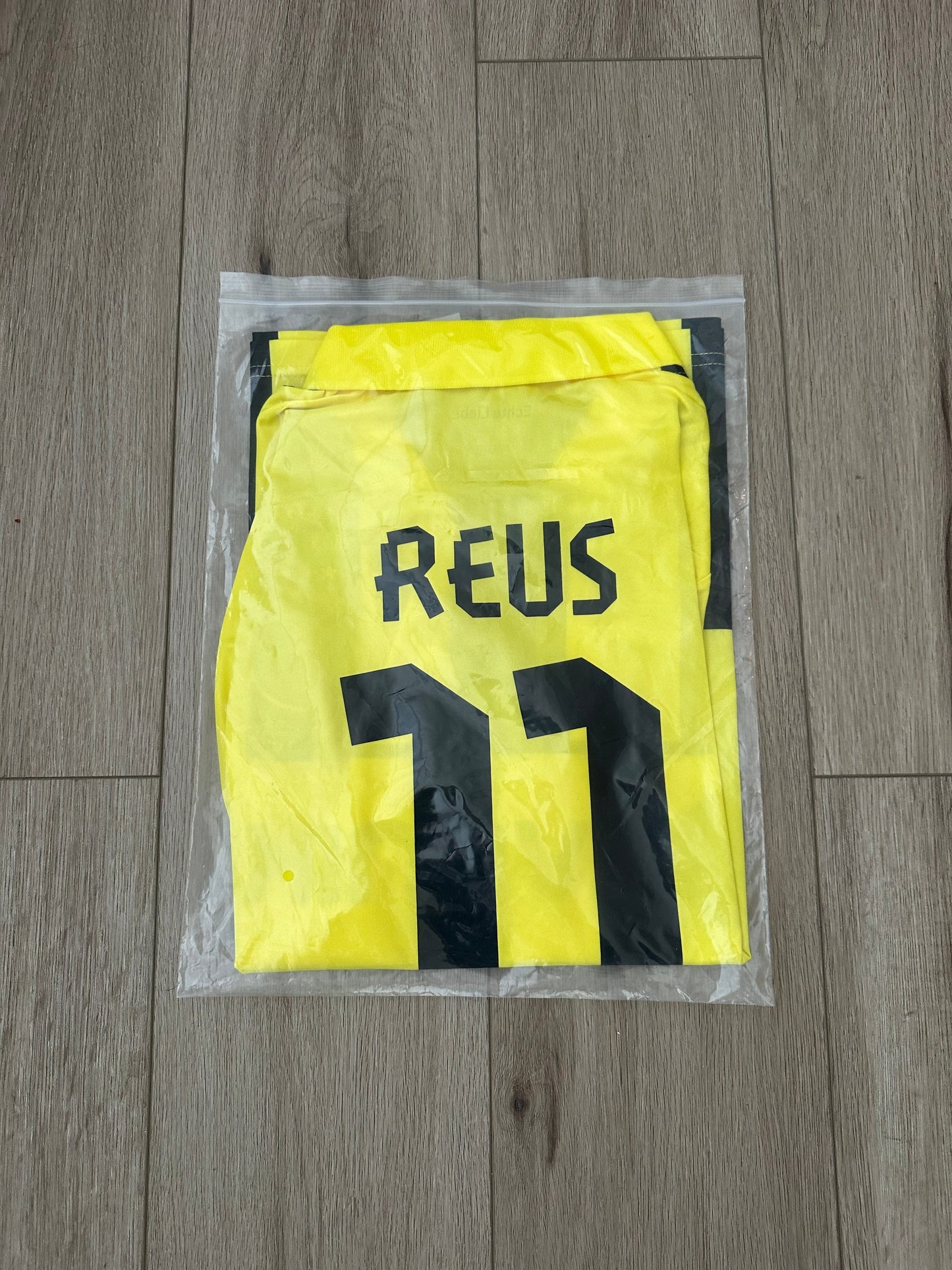 Borussia Dortmund Marco Reus #11 2011/12 Yellow Retro Soccer Jersey Men