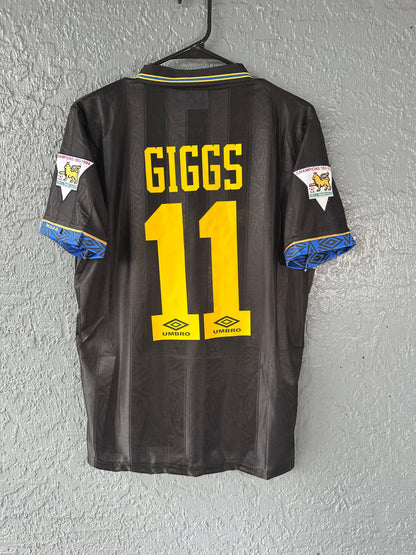 Manchester United Ryan Ryan Giggs #11 Black Away Retro Soccer Jersey 93/94 Men
