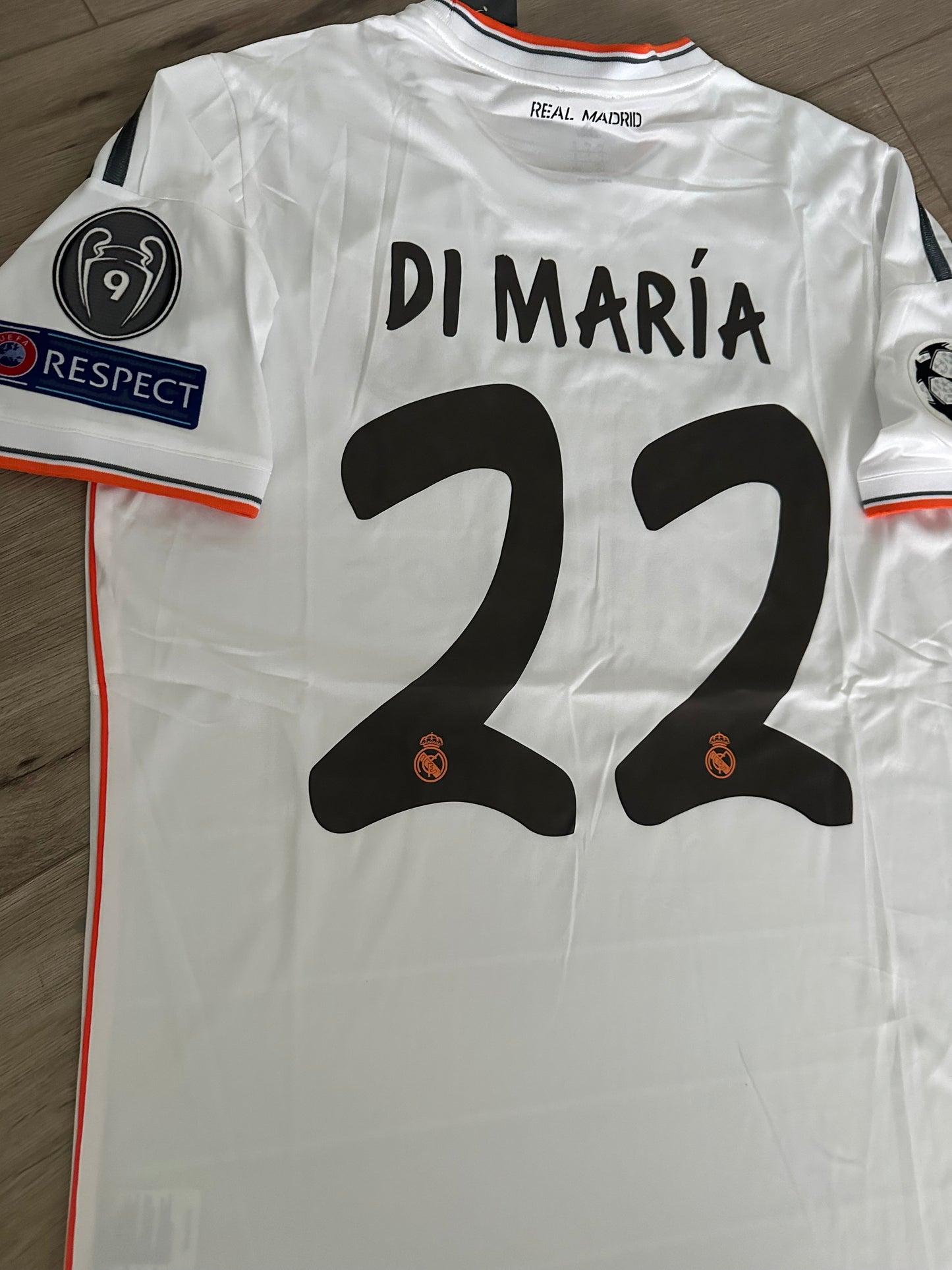 Real Madrid Angel Di Maria #11 2013/14 Home Retro Soccer Jersey Men