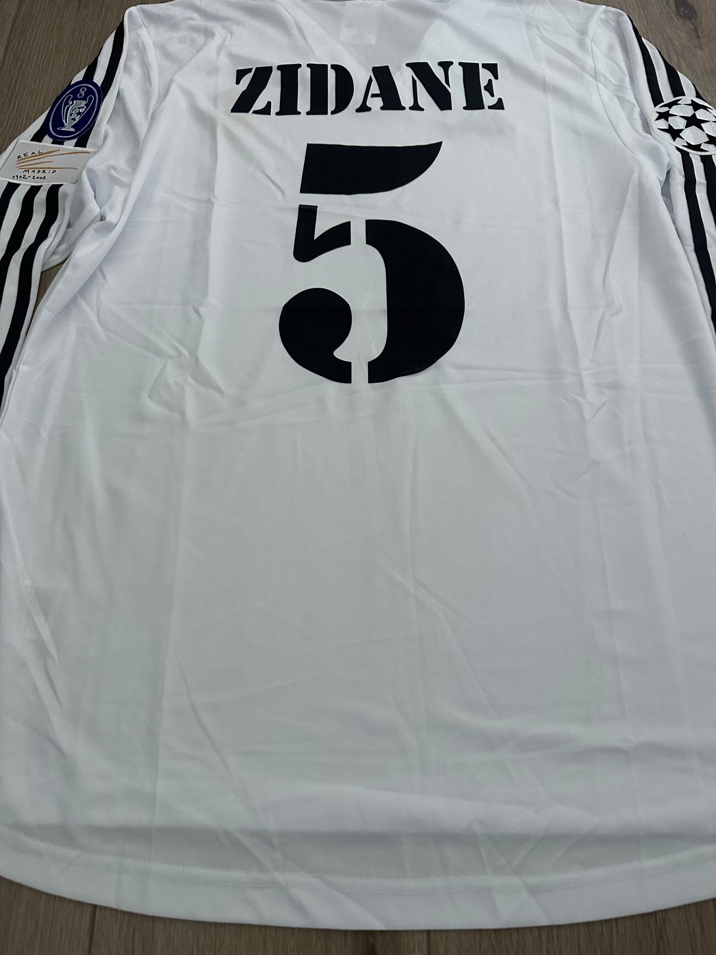 Real Madrid Retro Jersey 2002 UCL Final Home White – Zidane #5 – Long Sleeve