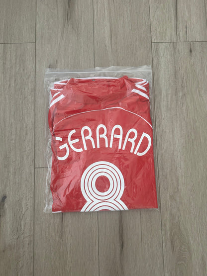 Liverpool 2007 UCL Final Retro Soccer Jersey – Steven Gerrard #8 – Home Red – Men’s