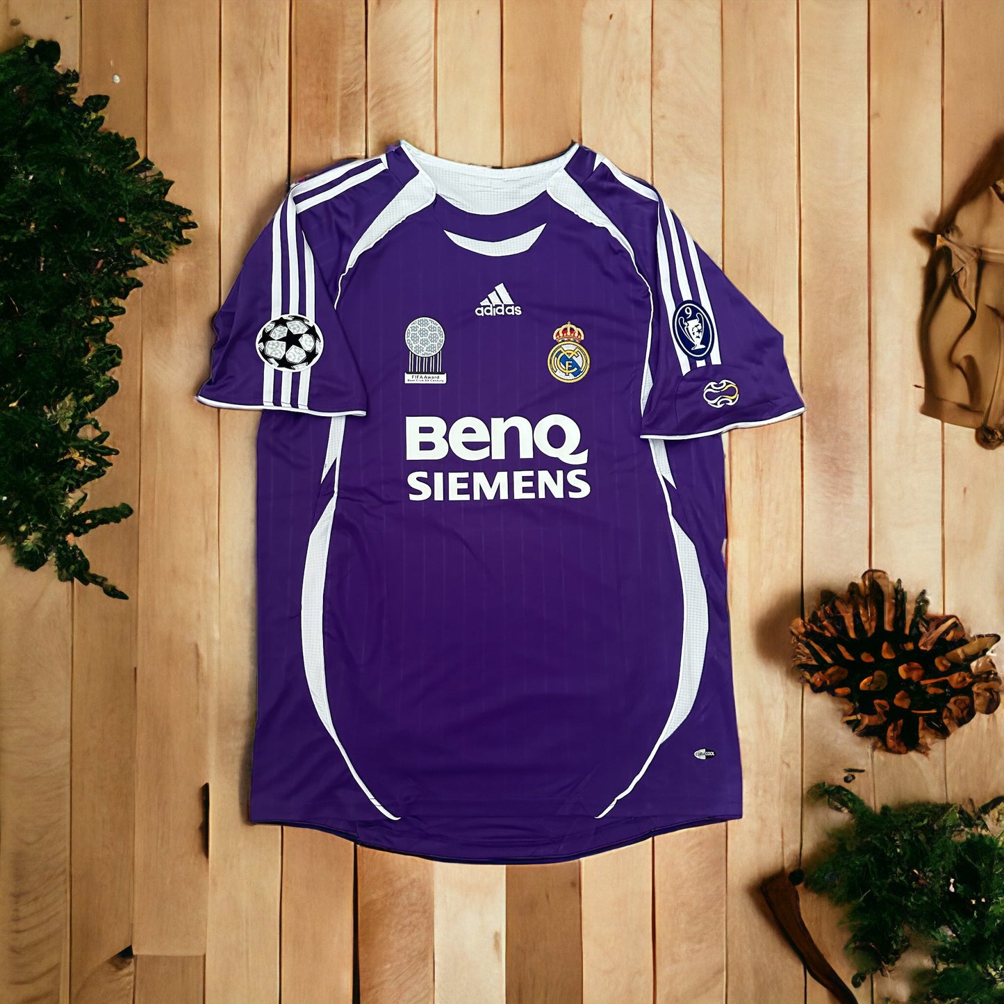 Real Madrid 2006 Away Retro Soccer Jersey – Guti #14 – Purple – Men’s