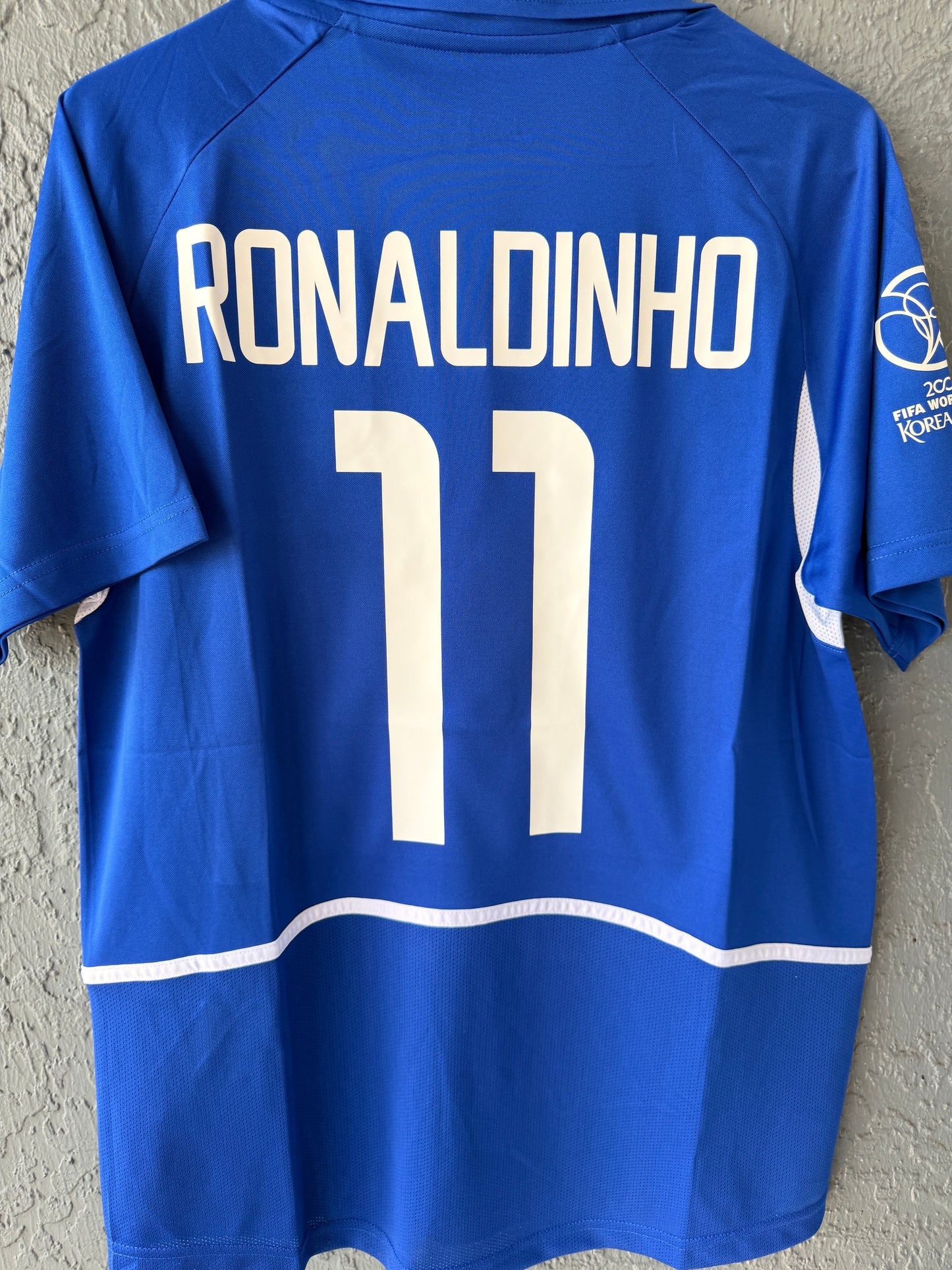 Brazil Retro Jersey 2002 World Cup Away Blue – Ronaldinho #11 – Men’s