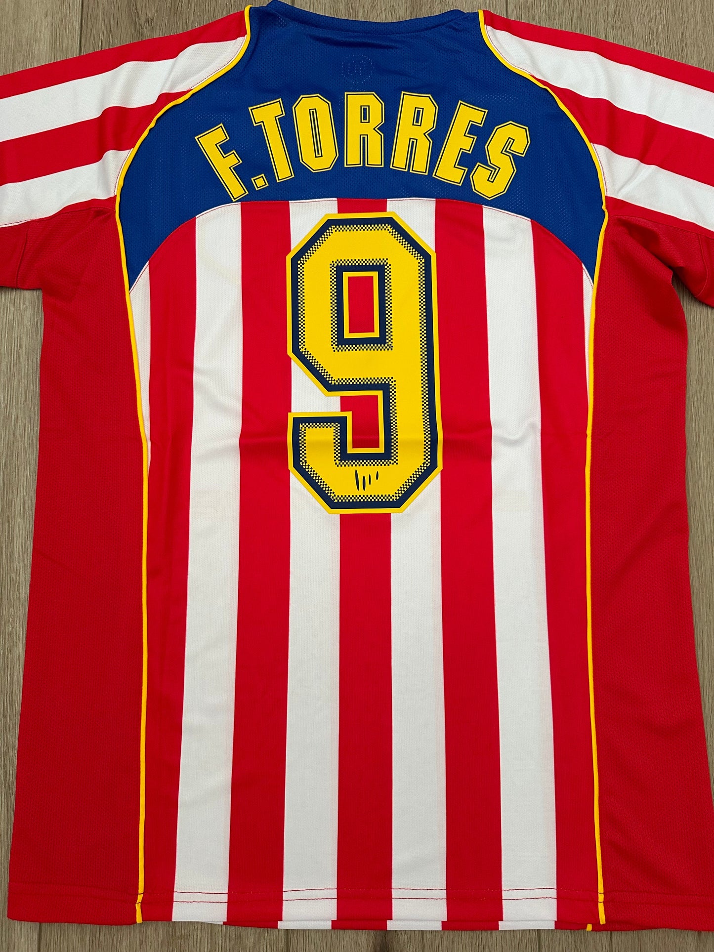 Atletico Madrid 2004/05 Home Retro Soccer Jersey – Fernando Torres #9 – Spider Man – Men’s