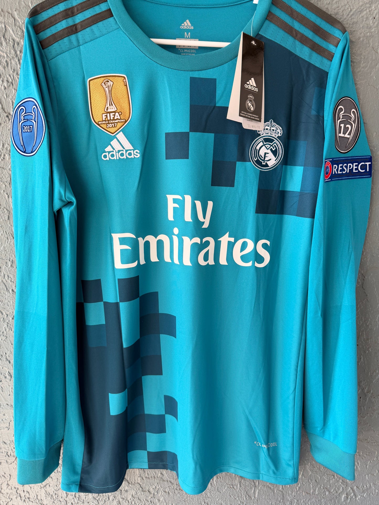 Real Madrid 2017/18 Away UCL Retro Soccer Jersey – Cristiano Ronaldo #7 – Green Long Sleeve Men