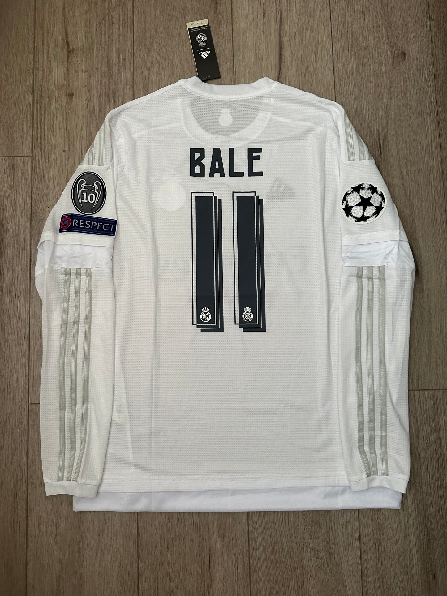 Real Madrid Gareth Bale #11 2016 Final Home Retro Soccer Jersey Long Sleeves Men