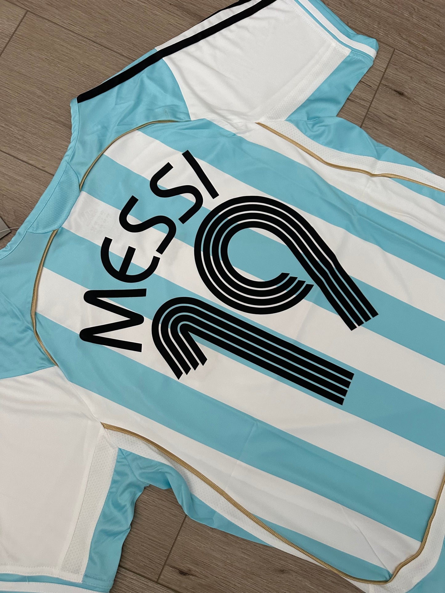 Argentina 2006 Home Retro Soccer Jersey – Lionel Messi #19 – Men’s