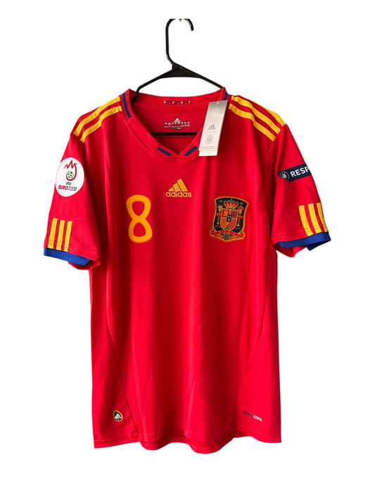 Spain 2008 Home Retro Soccer Jersey – Xavi Hernandez #8 – Euro – Red – Men’s