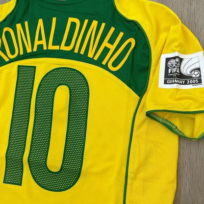 Brazil 2005 Home Retro Soccer Jersey – Ronaldinho Gaucho #10 – Yellow – Men’s